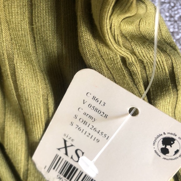 NWT Free People Movement Ready To Go Lightweight Workout Hoodie Ribbed XS - Picture 3 of 4